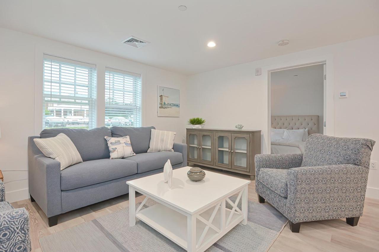 Downtown Plymouth Waterfront Luxury Condos Exterior foto
